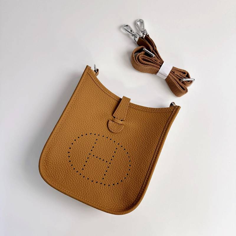 Aomen Bao Damen Echtleder Schultertasche High-End-Sinn Rindsleder Tragetasche H-Schnalle Hohlweben Einzelfach-Tasche 30x11x28cm braun von Joom DACH