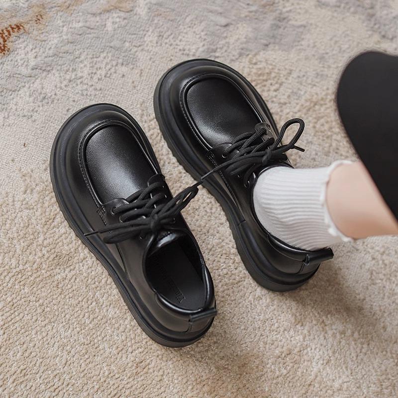 Authentische Lederschuhe für Damen, Frühling, neue Plattform, schwarze Loafer, Schnürschuhe 40 von Joom DACH