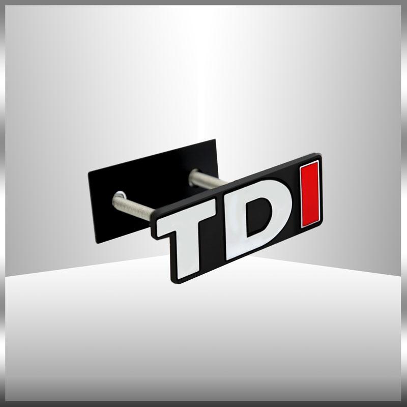 Auto 3D Aufkleber TDI Emblem Kühlergrill Aufkleber Fender Schwanz Metall Auto Logo Seite Abzeichen Dekor Für Polo Golf Jetta passat MK4 MK5 grau von Joom DACH