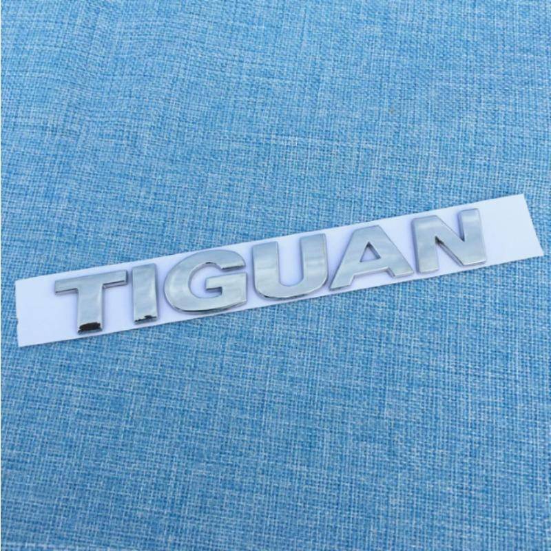 Auto Buchstaben Hinten Stamm Aufkleber Emblem Abzeichen Logo Aufkleber für CC GOLF POLO BORA JETTA SAGITAR LAVIDA MAGOTAN PASSAT TOURAN TIGUAN TOUAREG TIGUAN silber von Joom DACH
