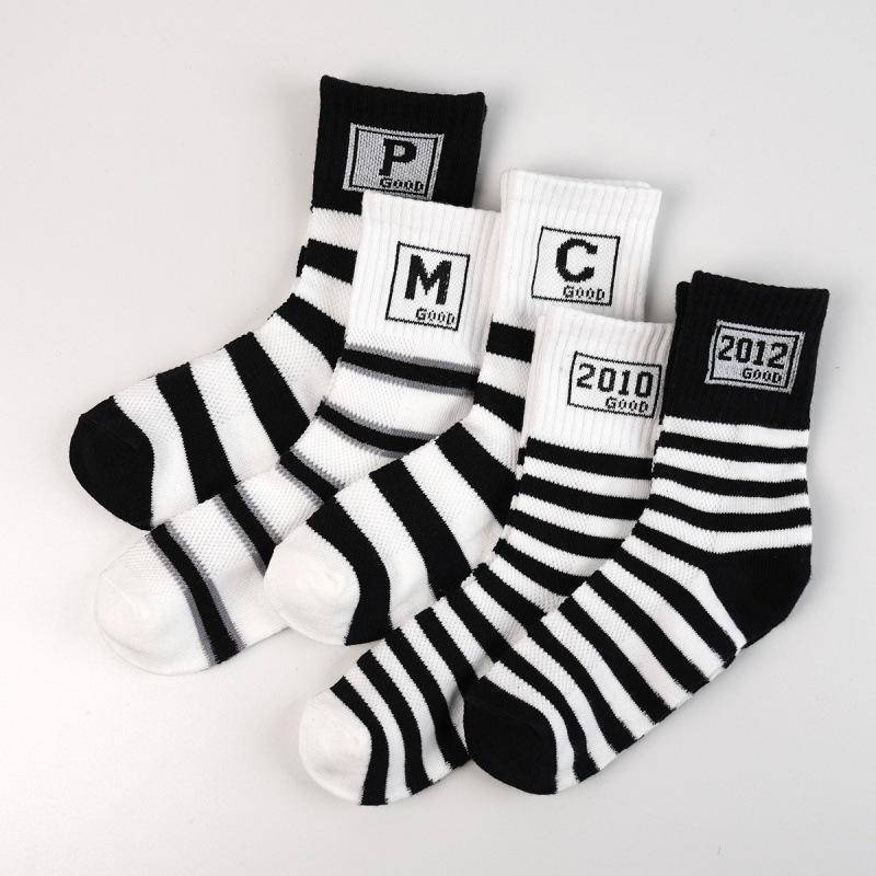 Gestreifte Kinder-Crew-Socken für Herbst-Winter: Trendige, warme Sportsocken für Jungen und Mädchen XL weiß von Joom DACH