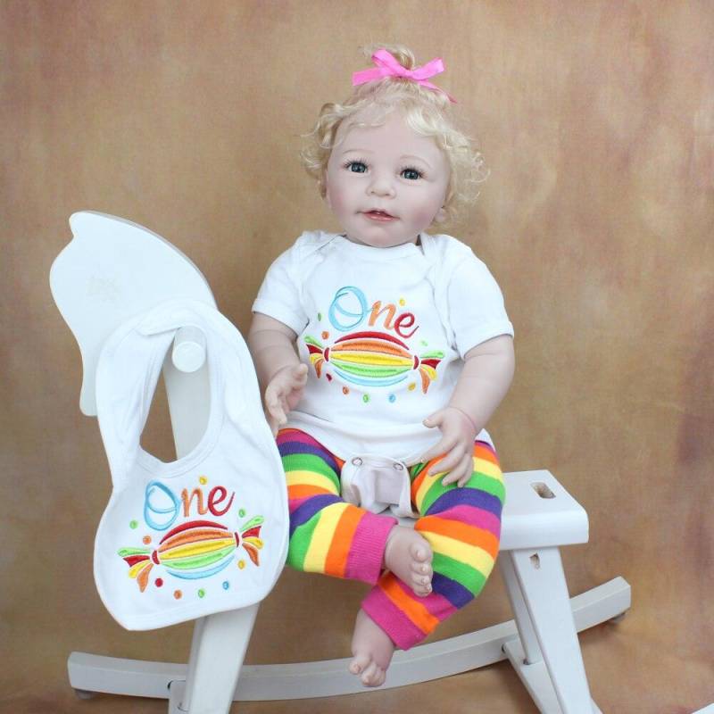 BZDOLL 55CM Weiche Silikon Bebe Reborn Baby Mädchen Puppe Realistische 22 Zoll Vinyl Prinzessin Kleinkind Spielzeug Blonde Haar 55cm Doll von Joom DACH