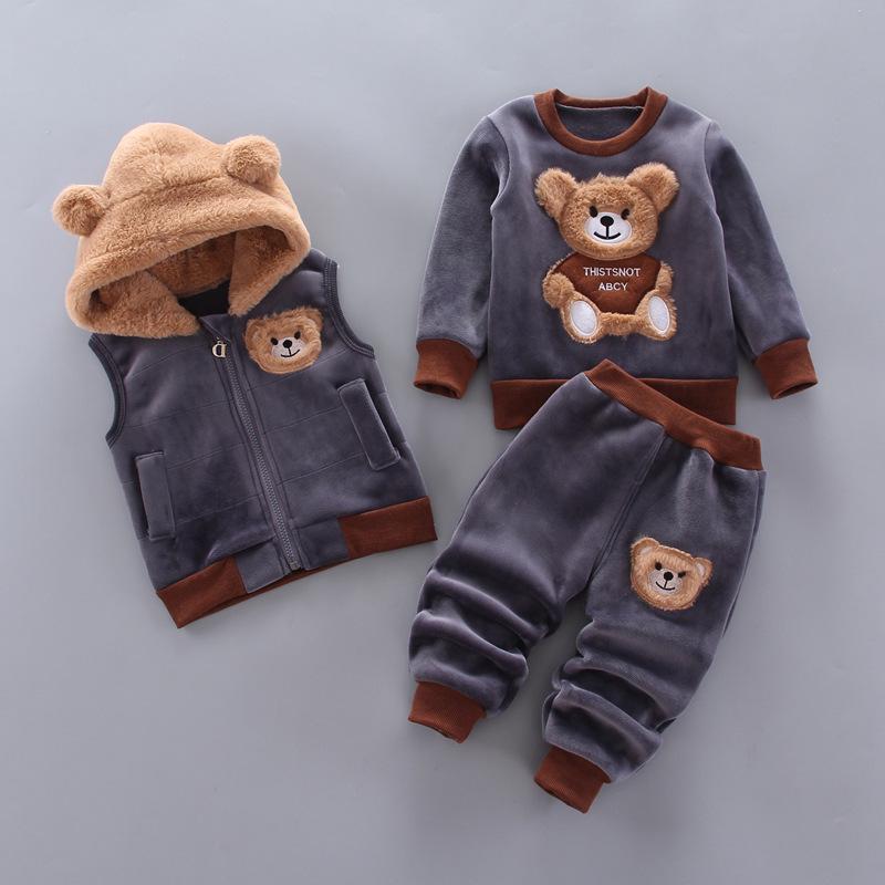 Baby Kleidung Jungen Plus Samt Langarm Pullover Mädchen Warme Kapuzen Weste Baumwolle Drei-stück Cartoon Bär Anzug 110 von Joom DACH