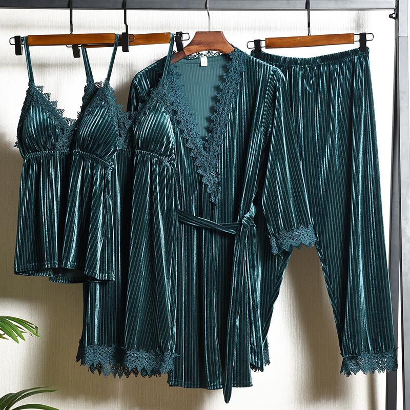 Bademantel mit Spitzenrand, Samt-Pyjama, 4-teiliges Pyjama-Set, lockere Samt-Hauskleidung, neue Herbst- und Winter-Pyjama-Hauskleidung für Damen 2XL von Joom DACH