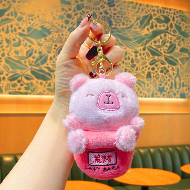 Bär Capybara Plüschtier Auto Schlüsselanhänger Niedliche Cartoon Tiere Puppe Kreative Mode Schultasche Anhänger Paar Accessoires von Joom DACH