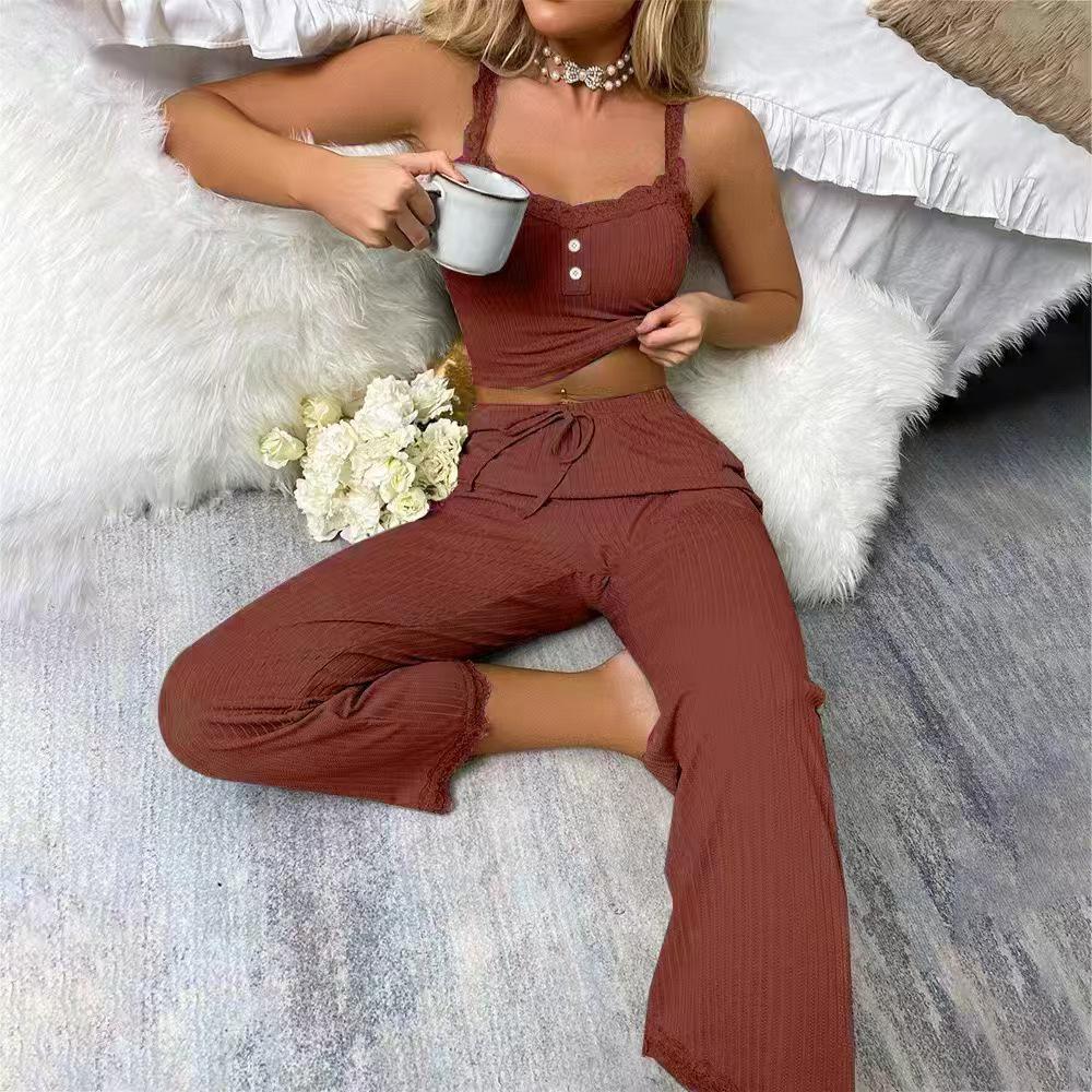Beliebtes Damen Dreiteiliges Pyjama-Set mit Spitzenbesatz: Camisole, Shorts und lange Hose Medium von Joom DACH