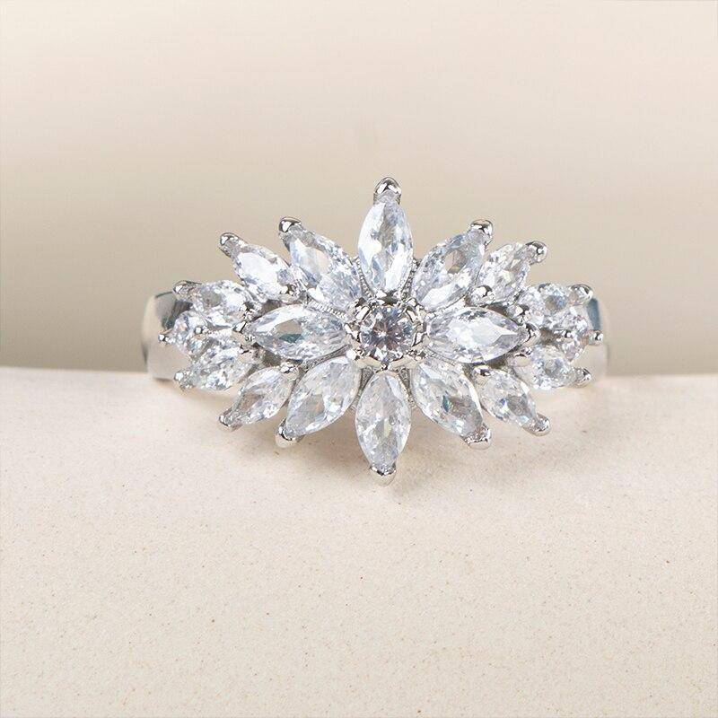 Bella Box Mode Damen Ring Blume 5a Weißer Kristall CZ Ring Silber Farbe mit 925 Stempel Ehering Schmuck Dating Party Geschenk 10 weiß von Joom DACH