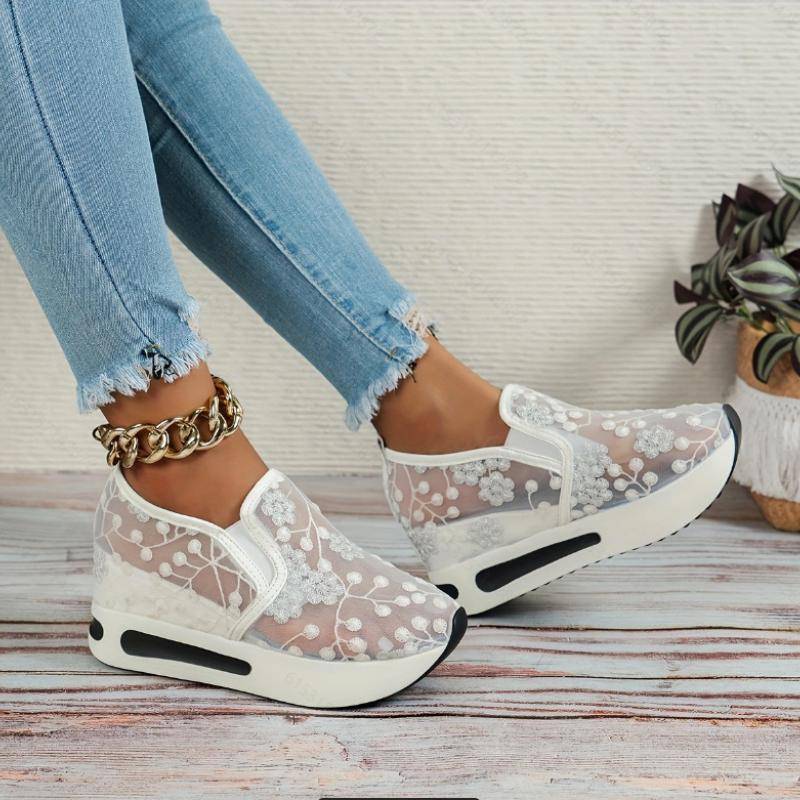 Bestellen Sie eine Größe größer, Plateau-Wedges-Damen-Sneakers, Blumenstickerei-Mesh-Sneakers für Damen, zum Hineinschlüpfen, lässige, bequeme Schuhe mit Absatz für Damen 38 weiß von Joom DACH