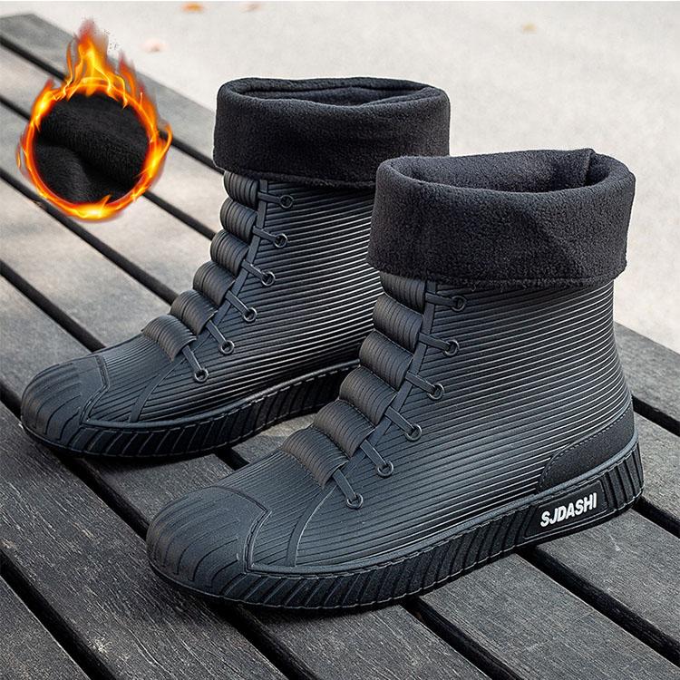 Bestellen Sie eine Nummer größer. Modische Regenstiefel für Herren, Gummistiefel, zum Hineinschlüpfen, wadenhohe, wasserdichte Arbeitsstiefel, bequeme, rote, rutschfeste Angelschuhe für Herren 43 coole schwarze von Joom DACH