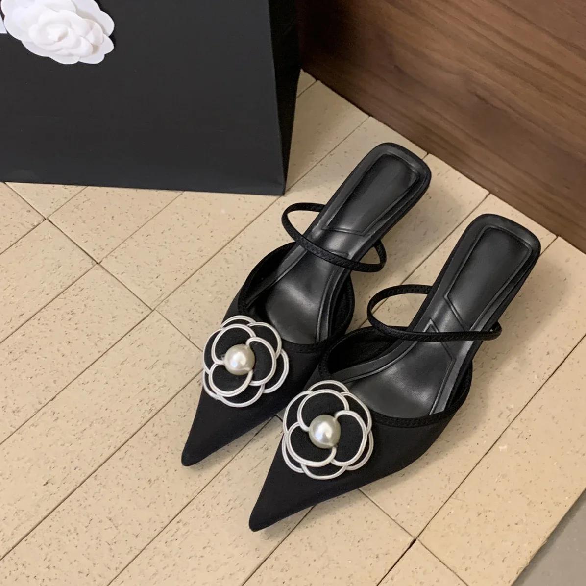 Blume Spitzzehen High Heels Damen Luxus Designer Sandalen Weiblich Sommer Elegant Mode Pumps Blume Pantoletten Damen 42 schwarz von Joom DACH