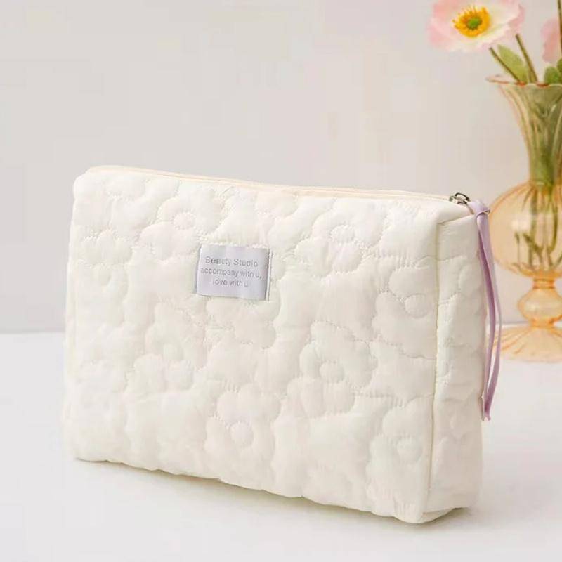 Blumenmuster Damen Make-up-Tasche Kosmetiktaschen Gesteppte Baumwolle Weiche Make-up-Tasche Reißverschluss Große Reise-Kulturtasche von Joom DACH