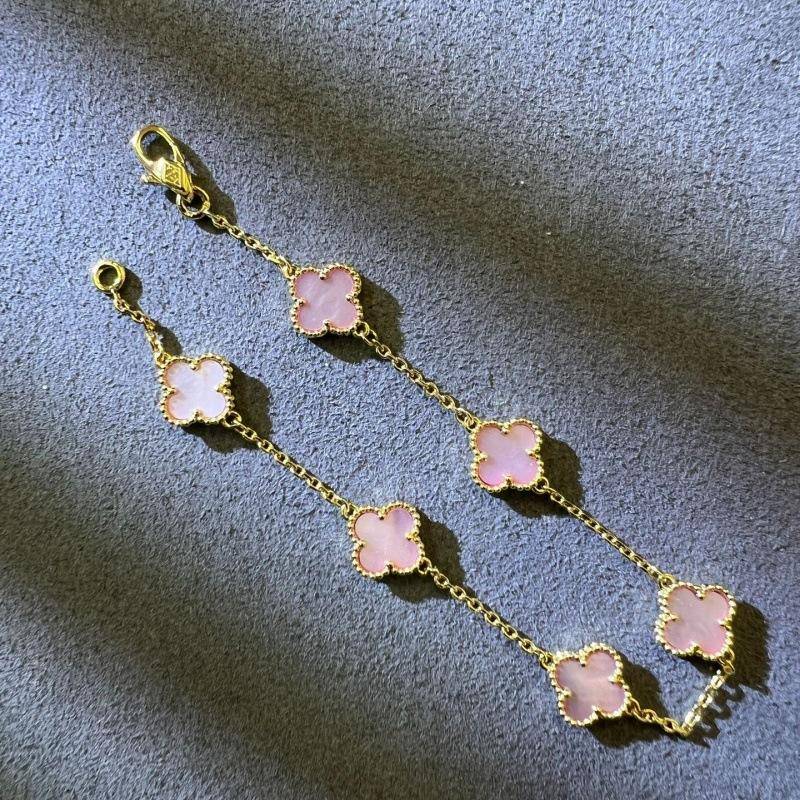 Boutique Vierblättriges Kleeblatt Mini 9mm Sechs Blumen Armband 18k Ins Mode Herren- und Damenarmbänder mini Six Flowers Bracelet von Joom DACH