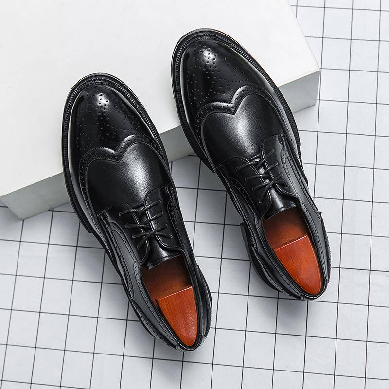 Braunes Leder Herren Schwarzleder Mann Formell Klassisch Brogue Business Schuhe Chaussure Homme Mode Geruchshemmend Plateau 38 schwarz von Joom DACH