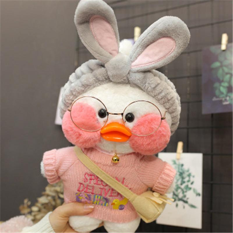 Cafe Duck, 30 cm, kleine gelbe Ente, süßes Kissen, Plüschtier, ausgestopfte Puppe mit Brille und Kleidung, süßes Cartoon-Spielzeug CHINA von Joom DACH