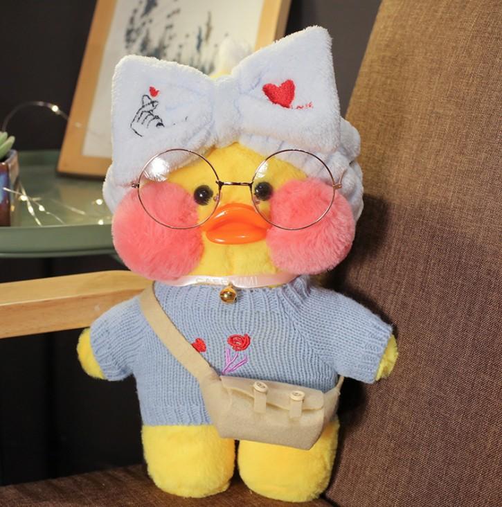 Cafe Duck, 30 cm, kleine gelbe Ente, süßes Kissen, Plüschtier, ausgestopfte Puppe mit Brille und Kleidung, süßes Cartoon-Spielzeug CHINA von Joom DACH