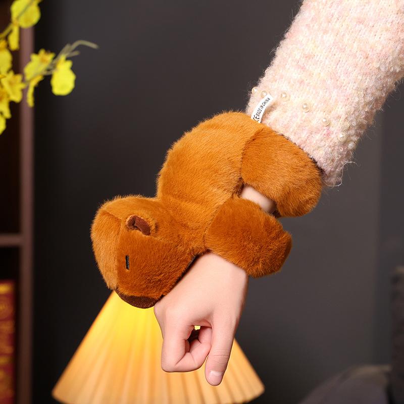 Capybara Klatschkreis-Spielzeug, Slap Snap Wrap Armband, Capybara Plüsch-Handring, lustiges Pop-Kreise-Spielzeug für Kinder und Mädchen 25cm von Joom DACH