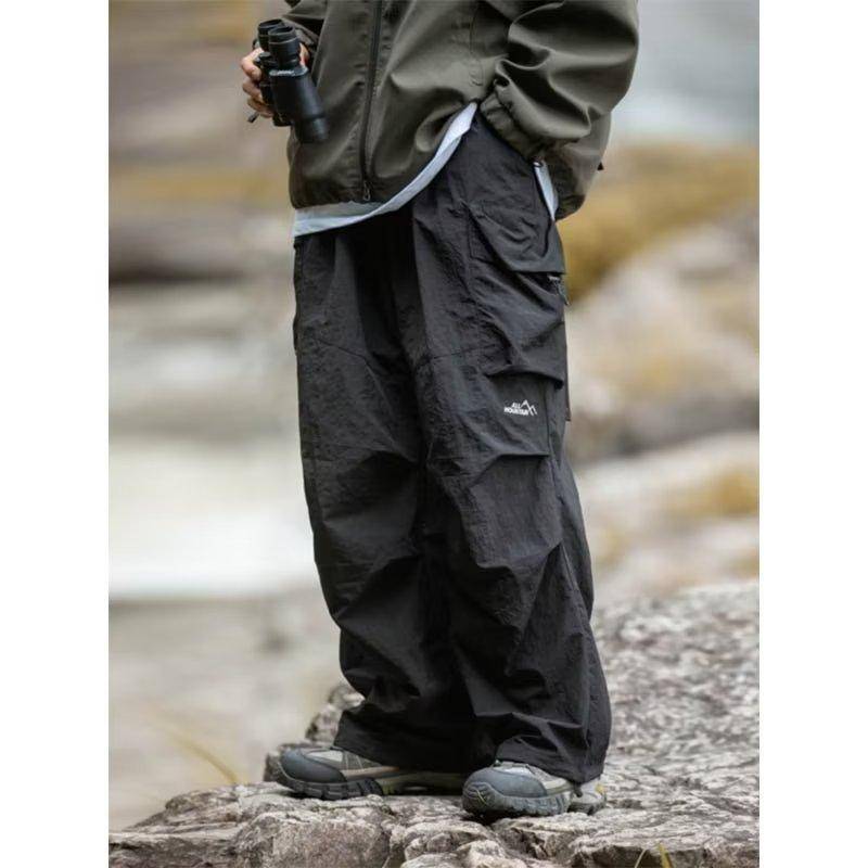 Cargohose Herren Übergröße Outdoor Freizeithose Herren Wasserdichte Hose Mann Japanische Streetwear Hip Hop XL schwarz von Joom DACH
