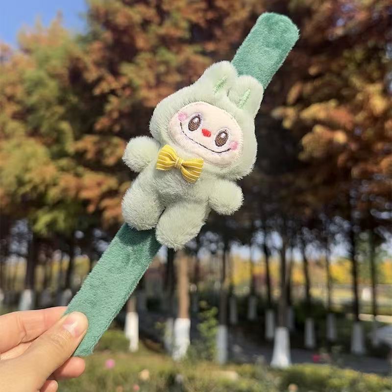 Cartoon Labubu Klatsch-Schnapp-Wickel-Armband Niedliche Lustige Spielzeuge Kinder Handring Dekoration dunkelgrüne von Joom DACH