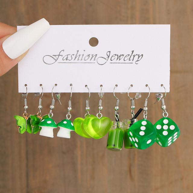 Cartoon Schmetterling Herz Haken Ohrring Set für Frauen Bunte Harz Ente Tropfen Ohrringe Piercing Zubehör Schmuck 9 von Joom DACH