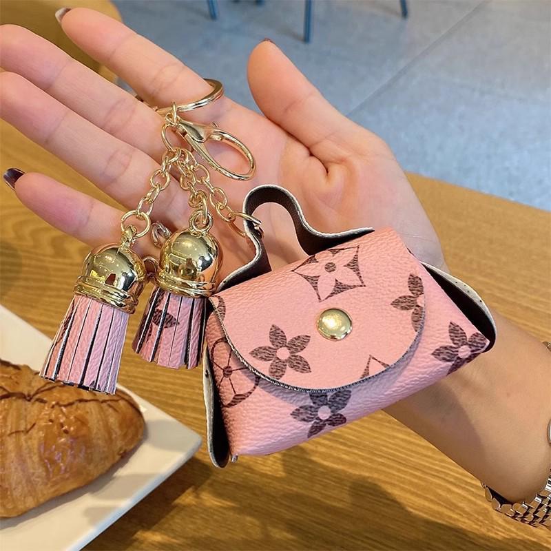 Charmantes florales Mini-Leder-Münz- und Kartenetui mit Anhänger für Damen von Joom DACH