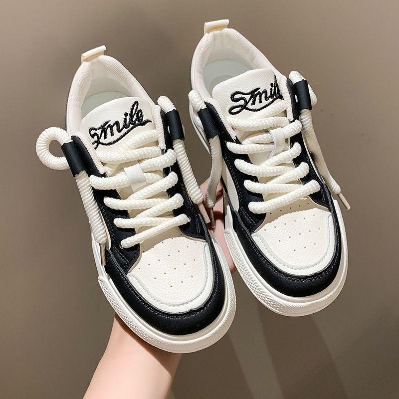 College-Stil Nationaler Modenische Brotschuhe Frühling und Herbst Neu Koreanischer Stil Plateau Weiße Schuhe Damen Allround-Passend 40 schwarz von Joom DACH