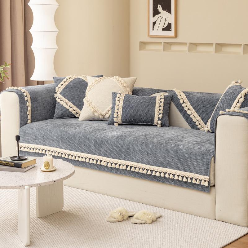 Cord-Sofabezug, rutschfest, universell für die Jahreszeiten, Sofa-Schutzbezug, Handtuch, einfarbig, Quaste, Ball-Sofabezüge 70x70cm 1pcs von Joom DACH