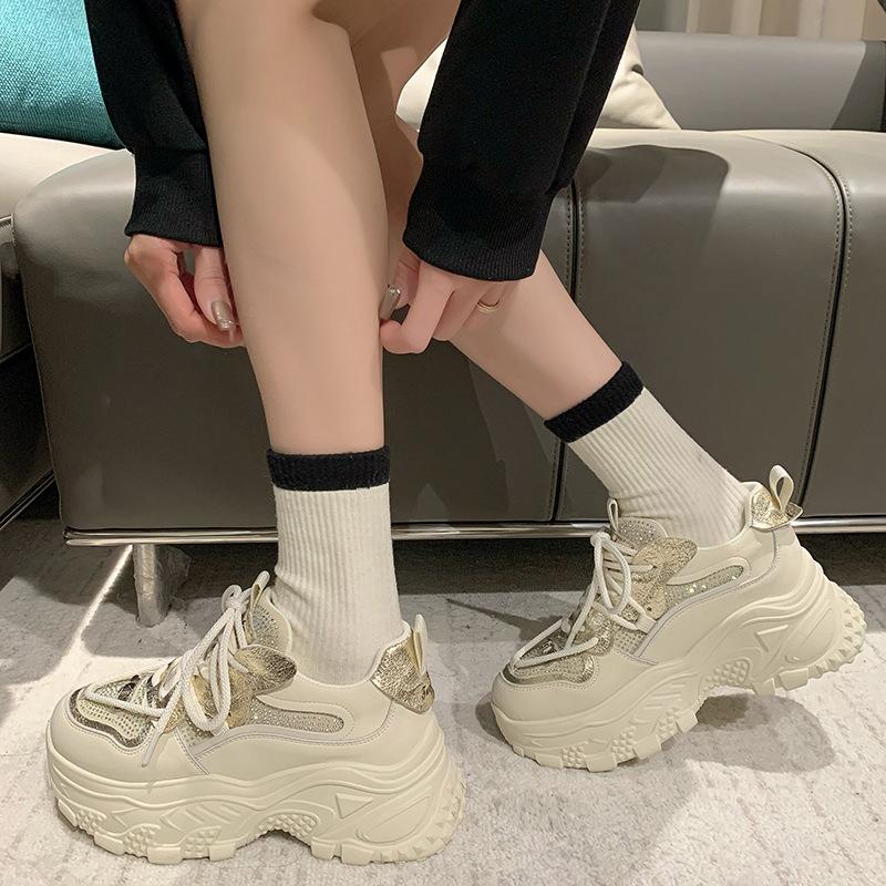 Daddy-Schuhe aus echtem Leder für Damen, trendiger Frühling und Sommer, neuer vielseitiger, dicker Boden, höhenverstärkender Skinny Casual Sneaker 40 von Joom DACH