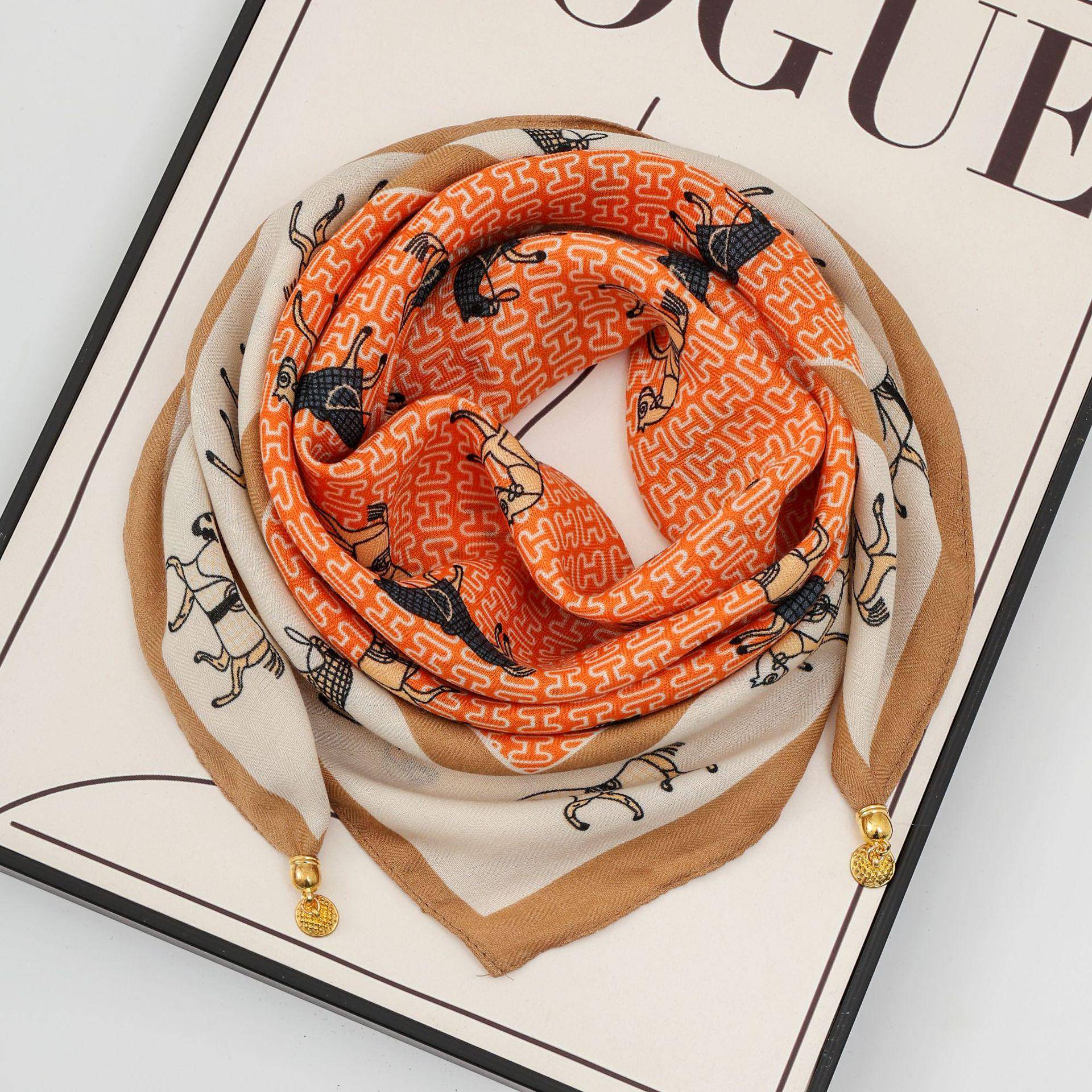 Damen 65  Seiden-Quadrat-Schal mit Magnetverschluss – Herbst/Winter-Druck, modischer & vielseitiger Dreiecks-Schlauchschal von Joom DACH