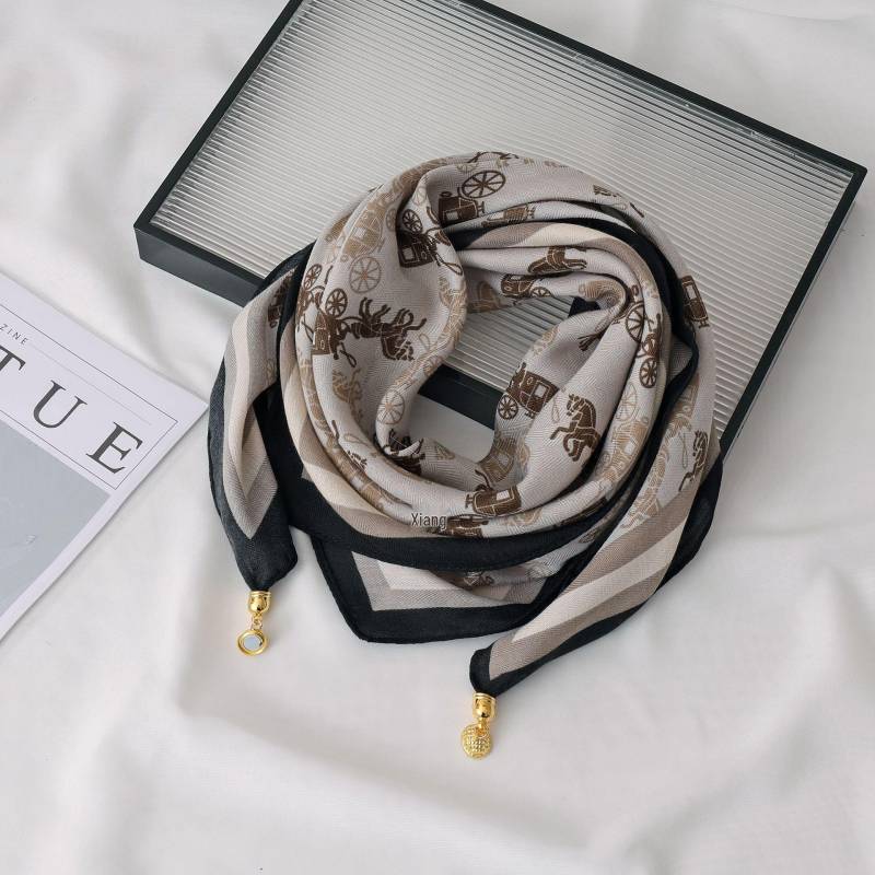 Damen 65  Seiden-Quadrat-Schal mit Magnetverschluss – Herbst/Winter-Druck, modischer & vielseitiger Dreiecks-Schlauchschal von Joom DACH