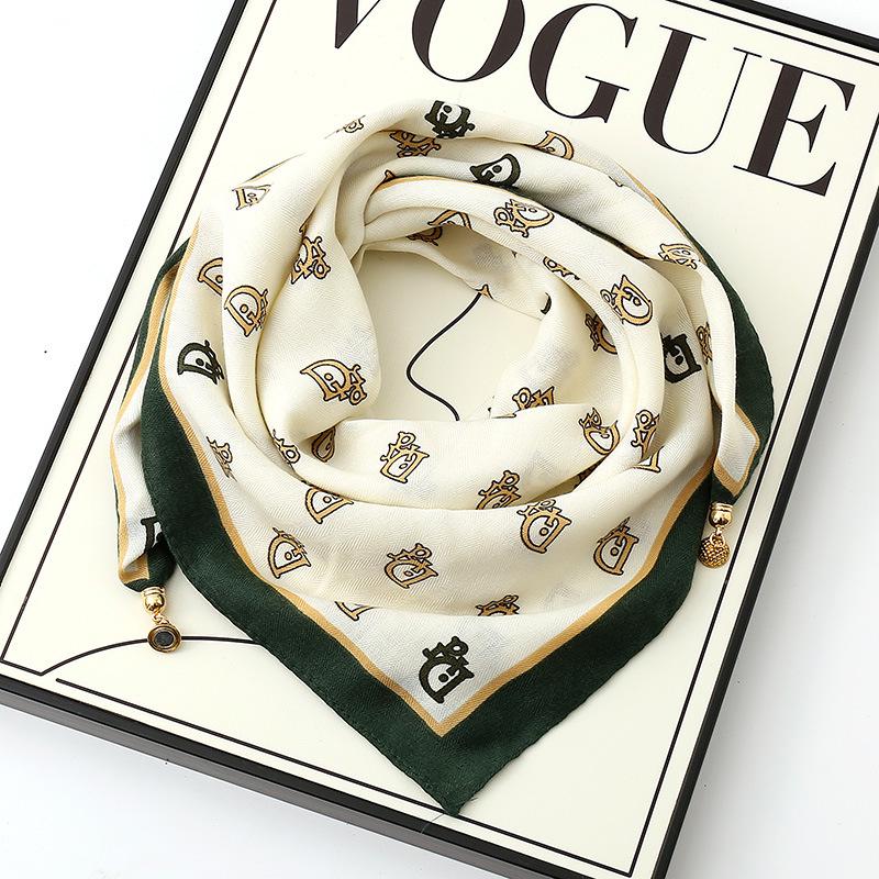 Damen 65  Seiden-Quadrat-Schal mit Magnetverschluss – Herbst/Winter-Druck, modischer & vielseitiger Dreiecks-Schlauchschal von Joom DACH