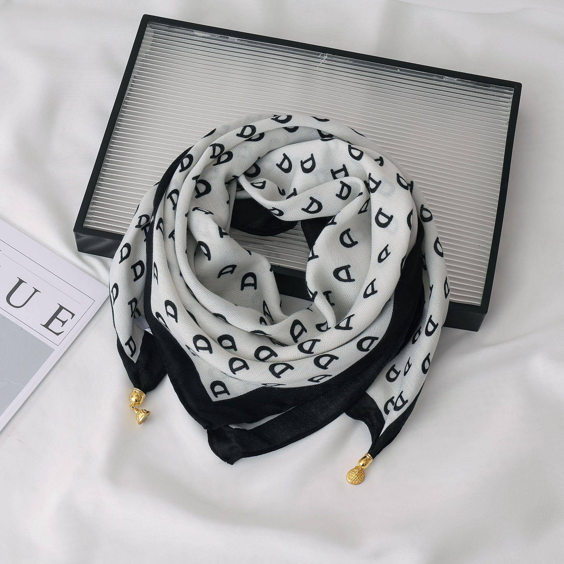 Damen 65  Seiden-Quadrat-Schal mit Magnetverschluss – Herbst/Winter-Druck, modischer & vielseitiger Dreiecks-Schlauchschal von Joom DACH