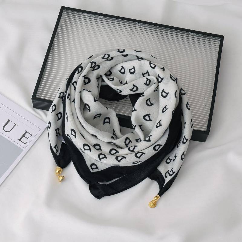 Damen 65  Seiden-Quadrat-Schal mit Magnetverschluss – Herbst/Winter-Druck, modischer & vielseitiger Dreiecks-Schlauchschal von Joom DACH