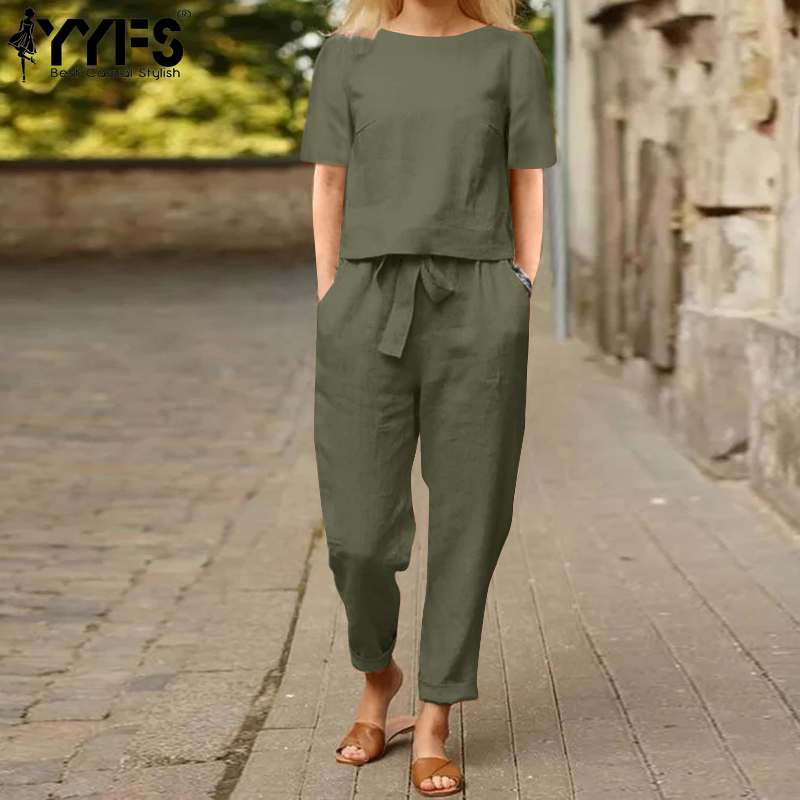 Damen Bluse und Hose, Ein Sommer-Set aus zwei Objekten mit Hose S khaki Damen Bluse und Hose, Ein Sommer-Set aus zwei Objekten mit Hose S khaki von Joom DACH