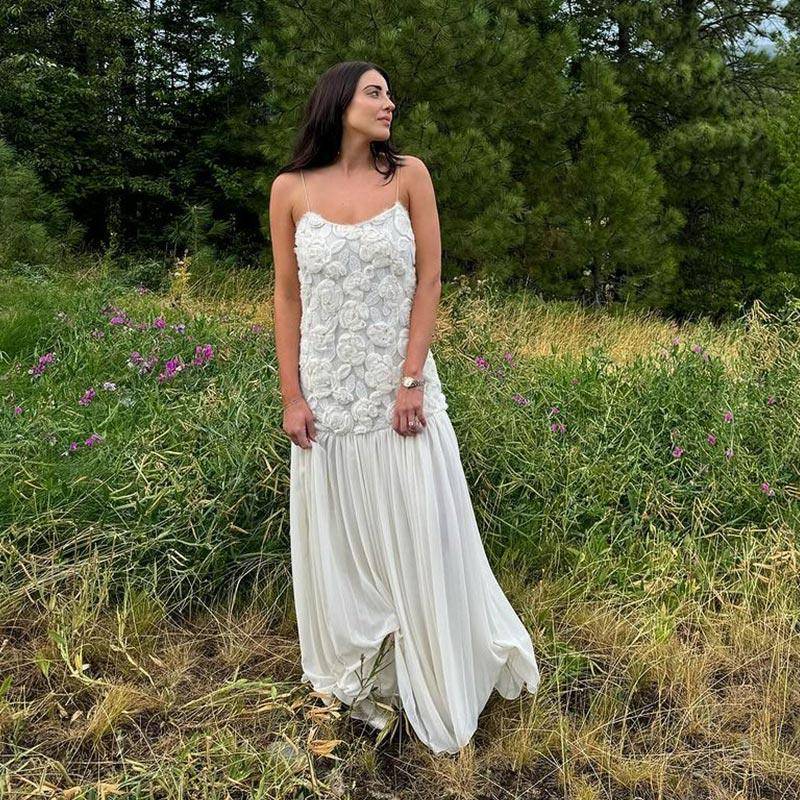 Damen Chiffonkleid Elegantes weißes rückenfreies 3D-Blumenträgerkleid Plissiertes A-Linien-Patchwork-Design Sommer Strandurlaub Robe Abend Vestidos Kleid L weiß von Joom DACH