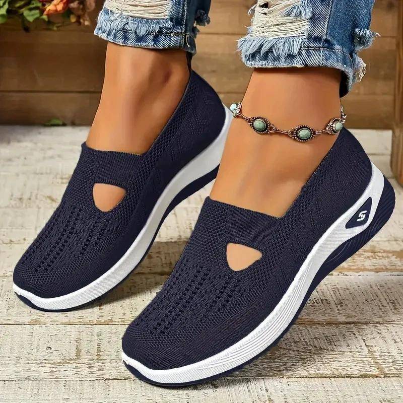 Damen Cut-out Sneakers Lässige atmungsaktive Slip-On-Wanderschuhe Leichte flache Outdoor-Schuhe 37 blau von Joom DACH