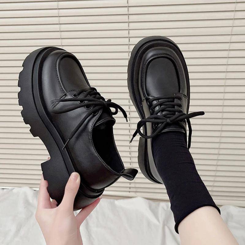 Damen Frühling Neue Schwarze Plateauschuhe Damen Loafer Slipper Bootsschuhe Designer Casual Leder Oxfords 35 von Joom DACH