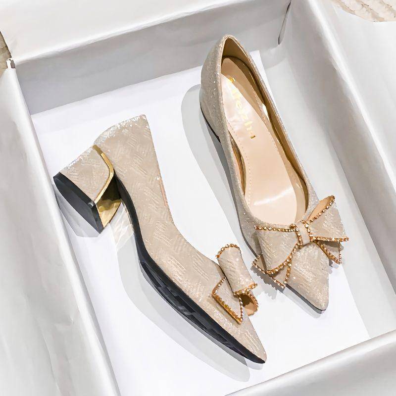 Damen High Heels Französisch Dick mit High Heels Spitz Einzelne Schuhe Schleife Dekoration In mit Großen Größe Schuhe Shopping Dating Party mit Schuhe 39 weiß Damen High Heels Französisch Dick mit High Heels Spitz Einzelne Schuhe Schleife Dekoration In mit Großen Größe Schuhe Shopping Dating Party mit Schuhe 39 weiß von Joom DACH