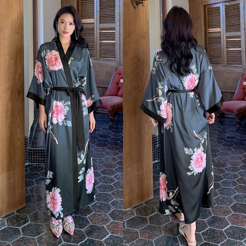 Damen Langer Morgenmantel in Übergröße mit Blumenmuster, Kimono-Bademantel, Loungewear, Frühling/Sommer, lockeres, lässiges Satin-Hauskleid One size von Joom DACH