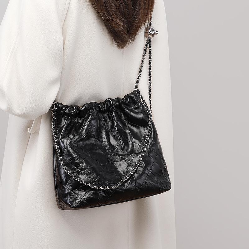 Damen Leder Bucket Bag Umhängetasche Kettentaschen Pendler Schultertasche von Joom DACH