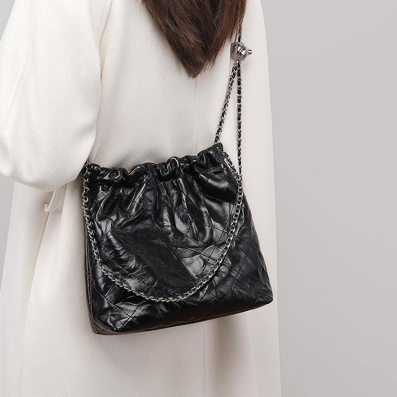 Damen Leder Bucket Bag Umhängetasche Kettentaschen Pendler Schultertasche von Joom DACH