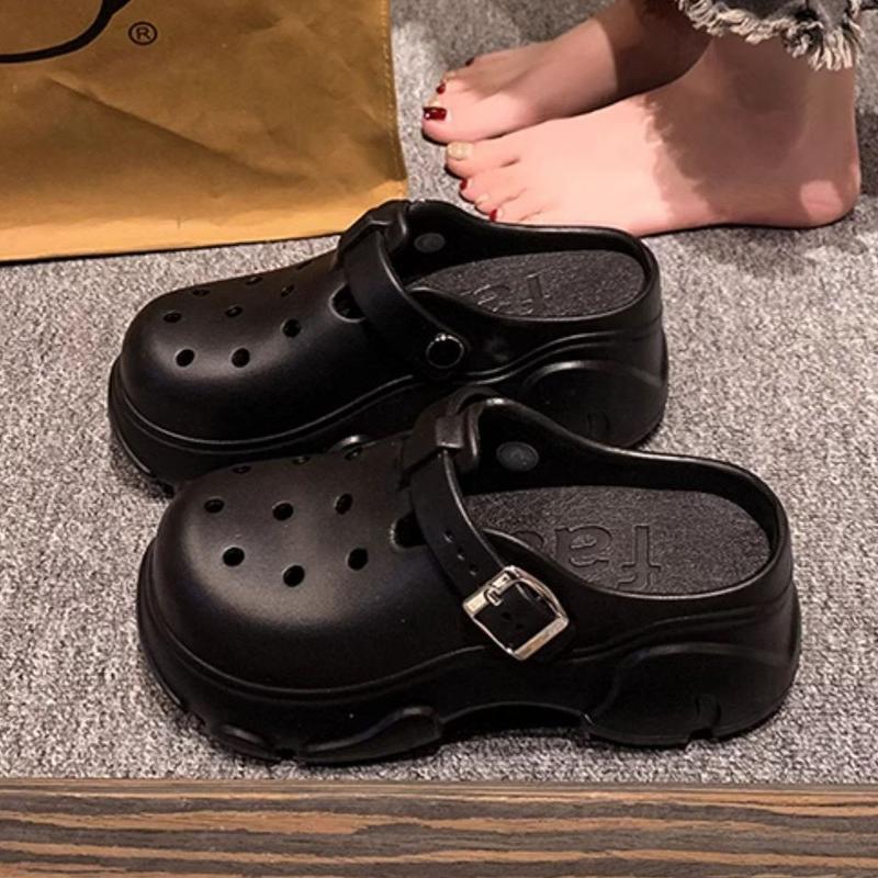 Damen Lochschuhe Dicksohlige Hausschuhe Indoor Anti-Rutsch Dicke Hohe Absätze Sandalen Sommerhausschuhe Outdoor Strandsandalen 36-37 von Joom DACH