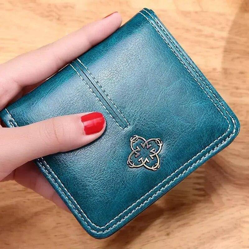 Damen-Mini-Geldbörse aus Leder, kurze Geldbörse, einfarbig, kleine Damen-Clutch-Brieftasche blau Damen-Mini-Geldbörse aus Leder, kurze Geldbörse, einfarbig, kleine Damen-Clutch-Brieftasche blau von Joom DACH