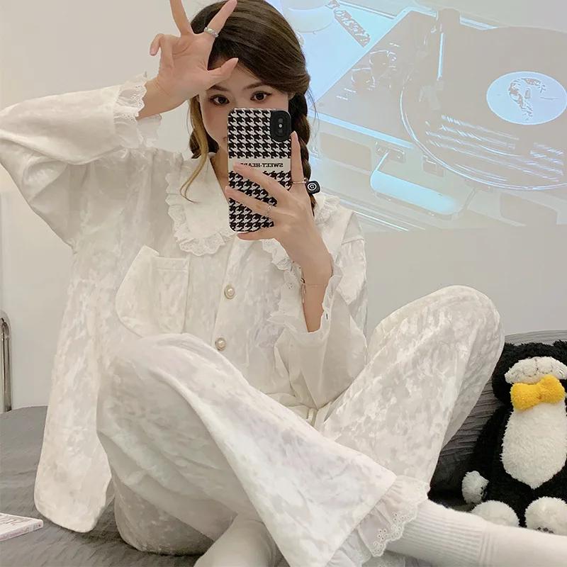 Damen Nachtwäsche Hosenanzug Velours Loungewear Süßer Weißer Spitzen Samt Pyjama Set Herbst Winter Pyjama Lockere Homewear Dessous L von Joom DACH