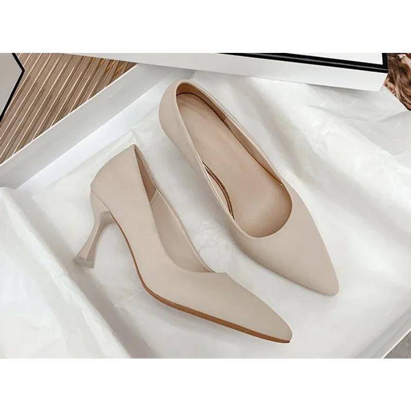 Damen Neue Sandalen mit mittlerem Absatz Schwarz 6-8-10cm Spitz zulaufender dünner Absatz Baotou Bankett High Heel Schuhe Damenschuhe Tacones Mujer 35 beige von Joom DACH