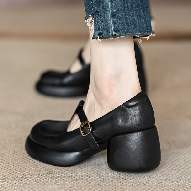 Damen Outdoor-Schuhe mit dicker Sohle, niedrige Schuhe, Frühling und Herbst, Retro, runder Kopf, klobiger Absatz, Loafer, weicher, niedriger Schnitt, High Heels 40 schwarz von Joom DACH