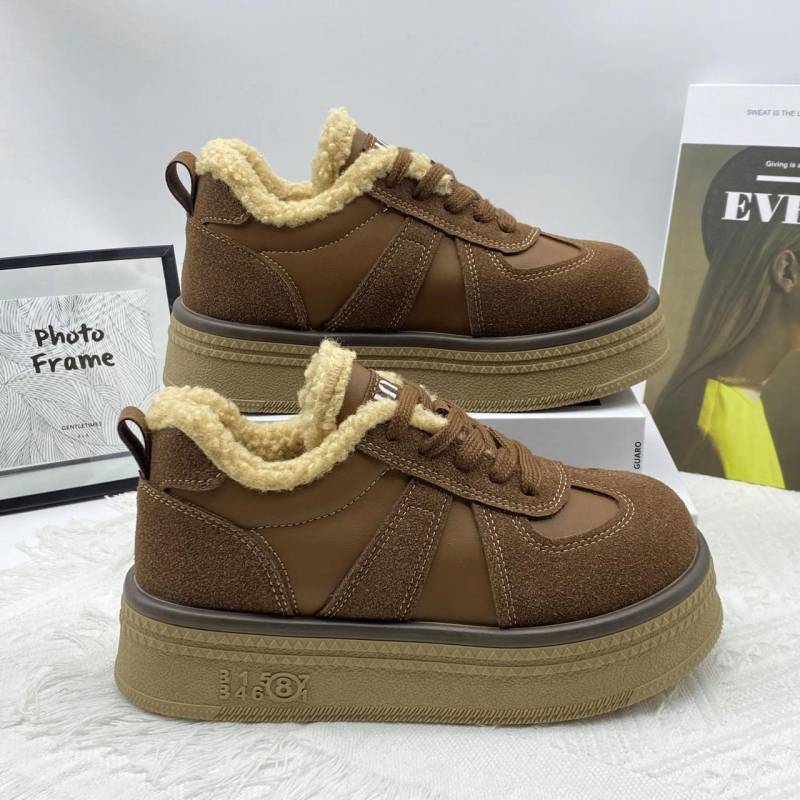 Damen Pelz Warme Baumwollschuhe Stiefeletten Flats Sneakers Neu Designer Wildleder Plüsch Schneestiefel Sport Plateau Freizeitschuhe Botas 40 braun von Joom DACH