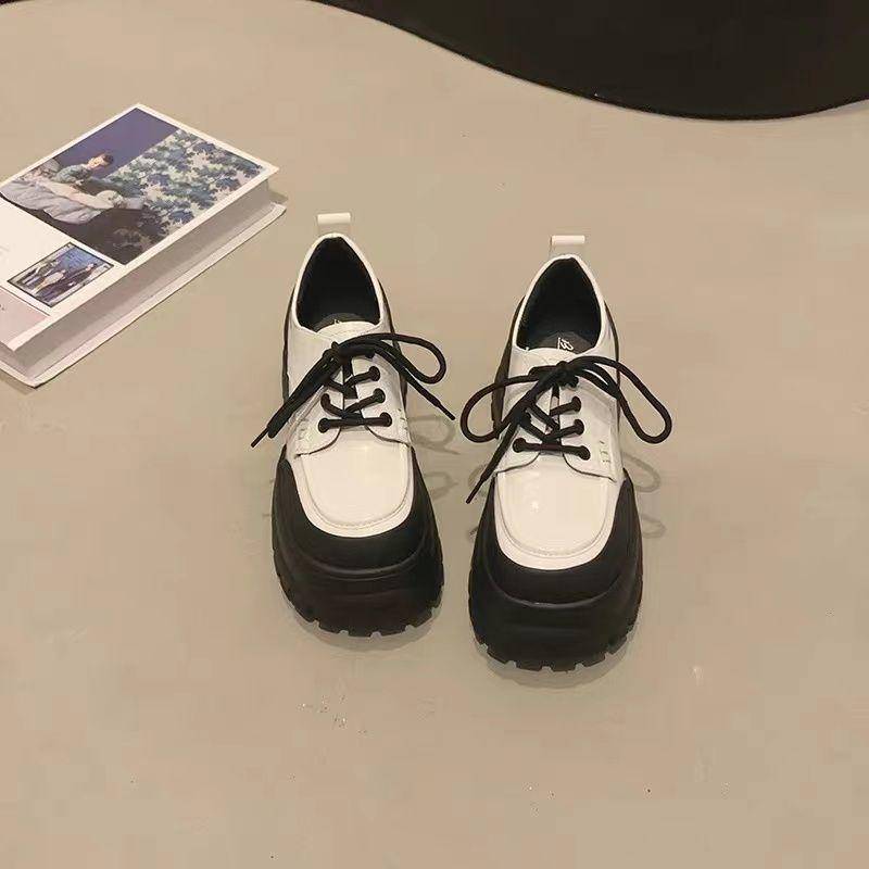 Damen Plateau Plateau Erhöhte runde Zehenpartie Lederschuhe Neuer Britischer Stil Retro Schnürpumps mit Rock 40 von Joom DACH