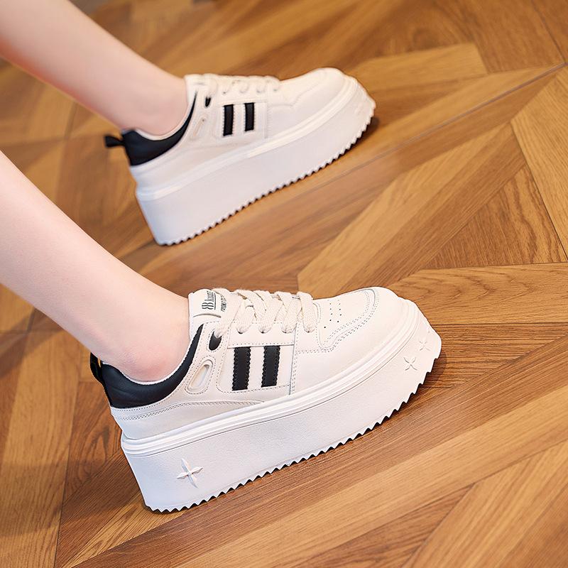 Damen Plateau Schuhe Frühling Herbst Lässige Patchwork Leder Sneaker Mädchen Dicke Sohle Vulkanisierte Schuhe Damen Chaussure Femme 40 schwarz von Joom DACH