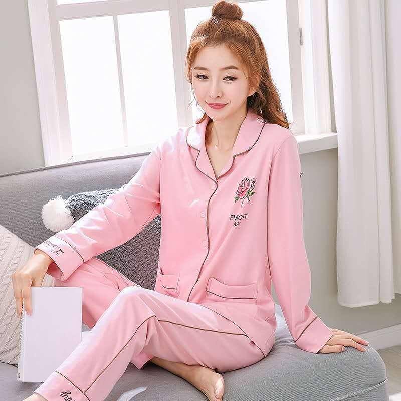 Damen-Pyjama aus reiner Baumwolle in Übergröße: Langärmlig, lockere Passform mit kleinem Revers, geeignet für Frühling und Herbst, drinnen oder draußen zu tragen. 3XL 160-180 Jin Damen-Pyjama aus reiner Baumwolle in Übergröße: Langärmlig, lockere Passform mit kleinem Revers, geeignet für Frühling und Herbst, drinnen oder draußen zu tragen. 3XL 160-180 Jin von Joom DACH