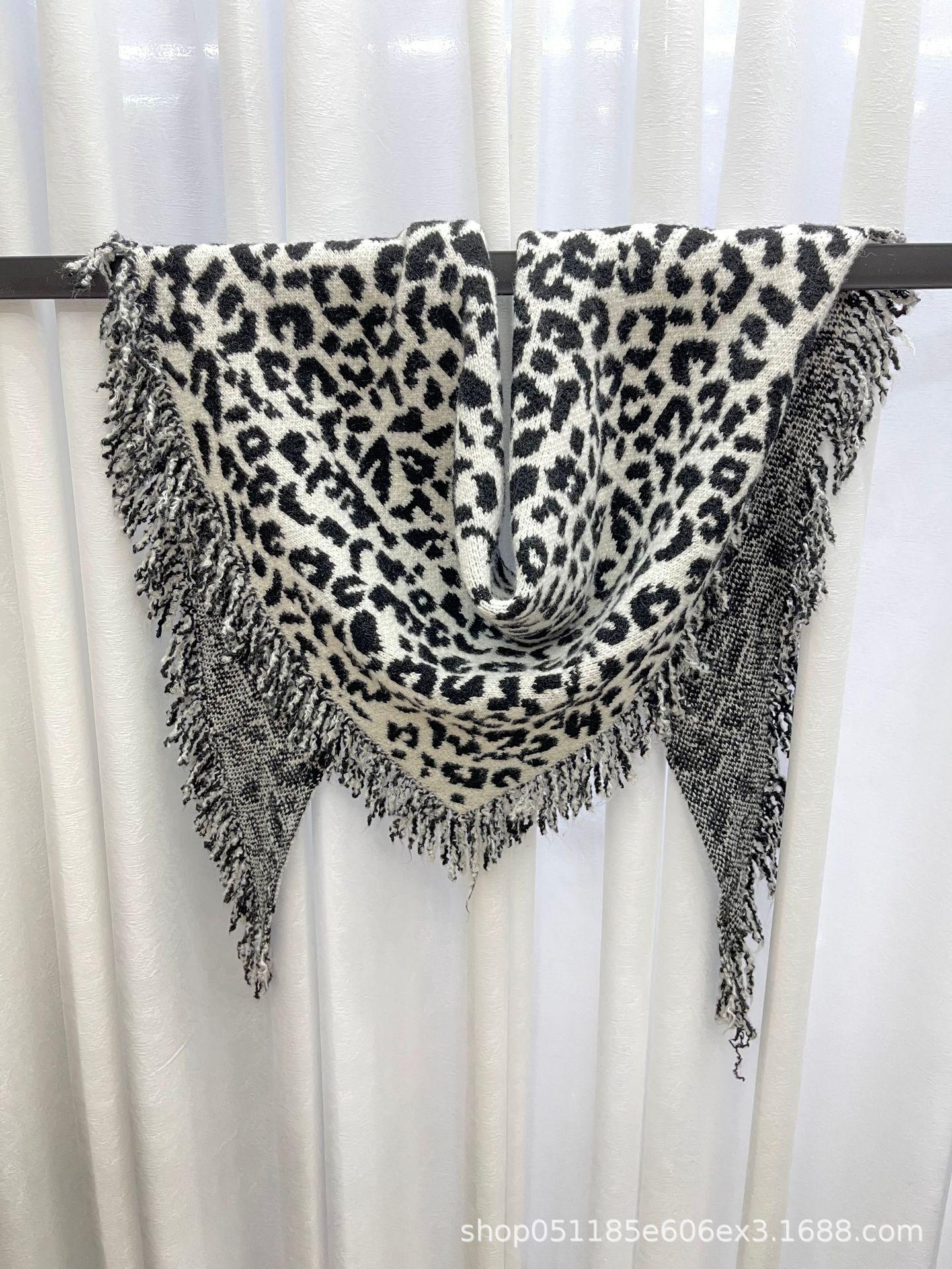 Damen Quastenwollschal: Vielseitige Strickjacke für Herbst/Winter von Joom DACH